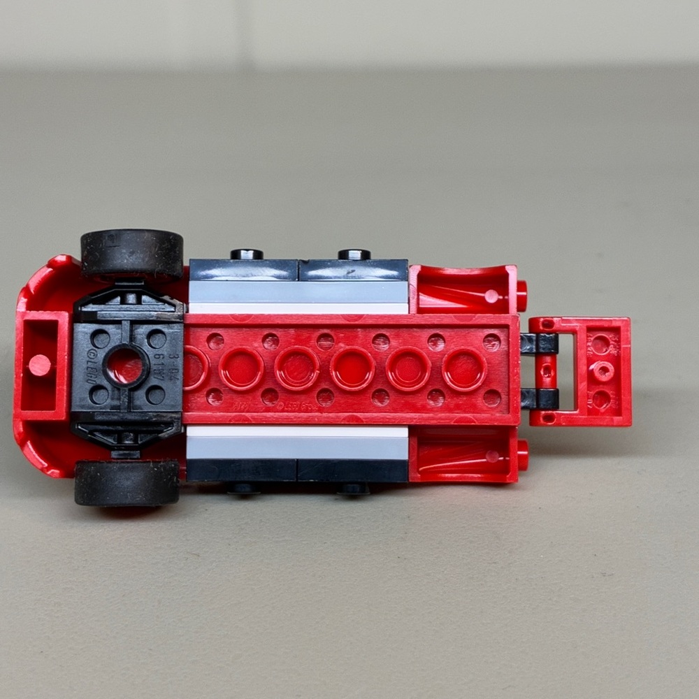 Lego 8200 Cars Radiator Springs Lightning McQueen Incomplete Missing Pieces - Picture 6 of 6